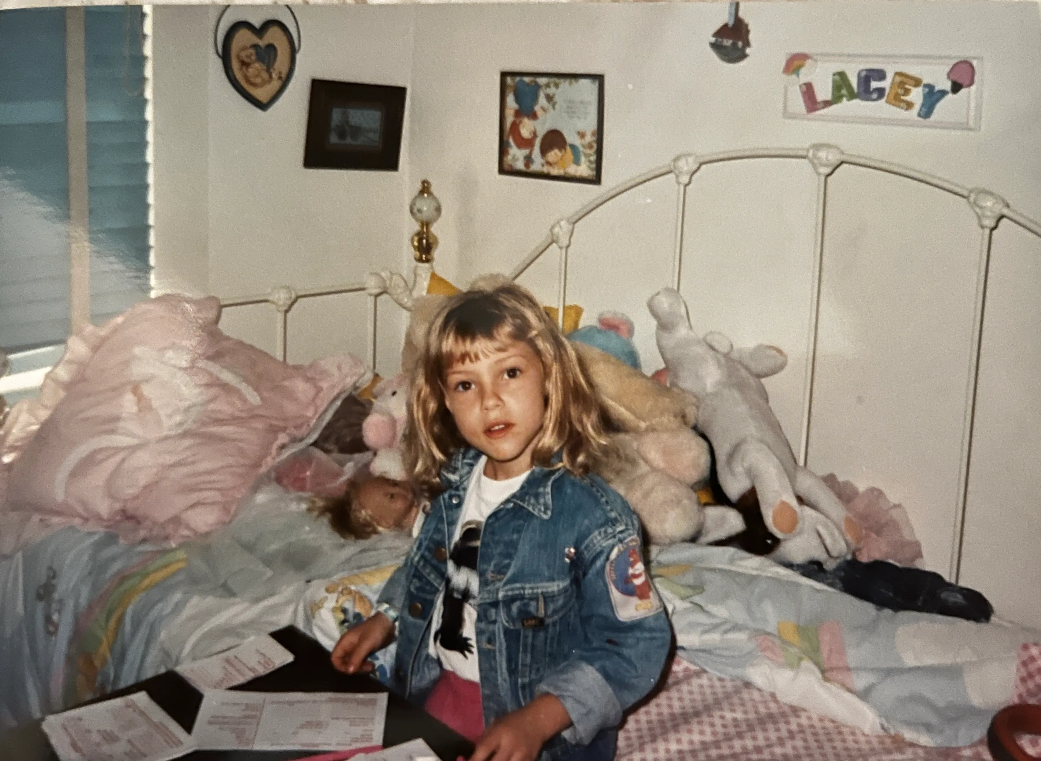 Lacey as a child, the ten-year-old entrepreneur behind Murry Street Media's origin story